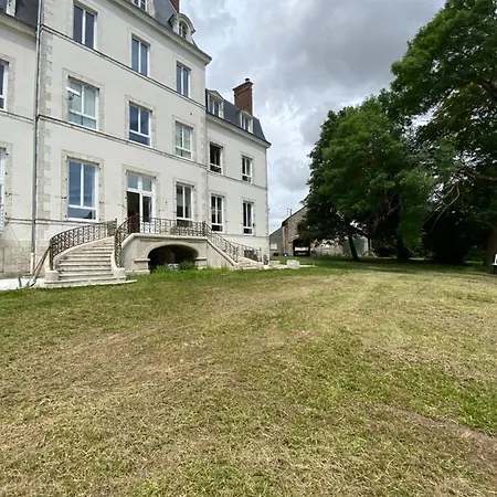 Le Chateau De Courbouzon Exterior photo